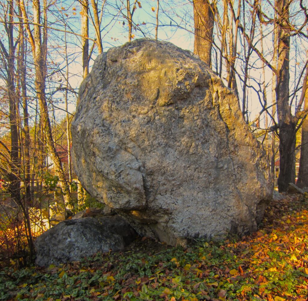 Photo of a boulder.