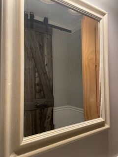 Photo of a mirror.